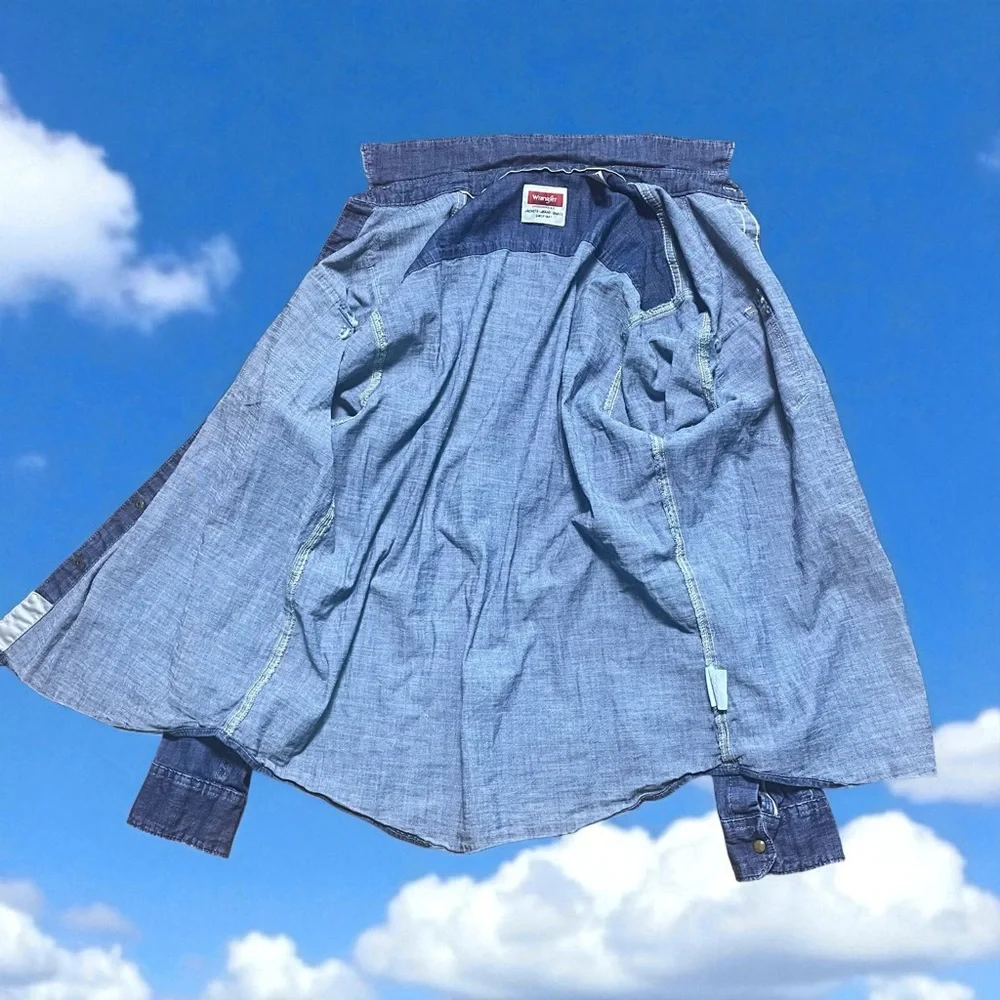 Vintage Wrangler Dark Blue Casual Button Down Shirt - Picture 2 of 7